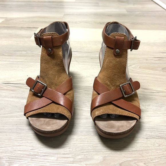 Dansko Sandals Dominique Tan Brown Women 40 US 9.5-10 Block Heel Leather Suede - Picture 4 of 13